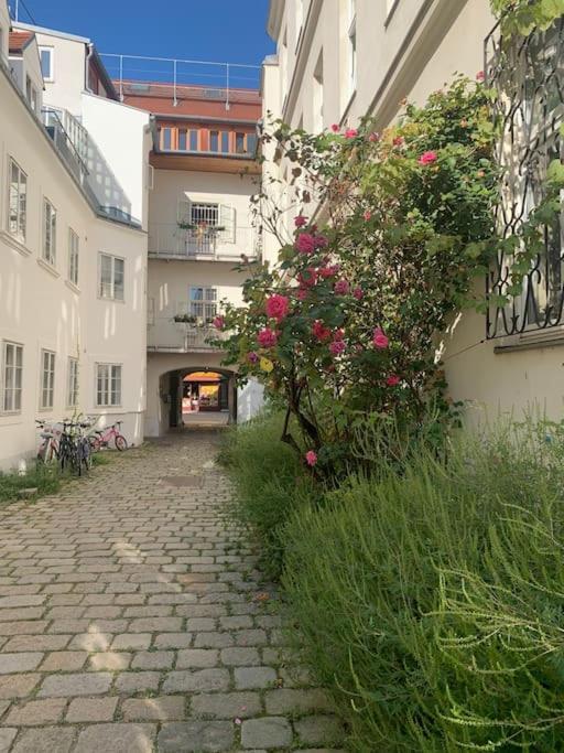 Willa Kleines Stadthaus In Toplage Wiedeń Zewnętrze zdjęcie